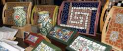 Boxes, vases, serving trays